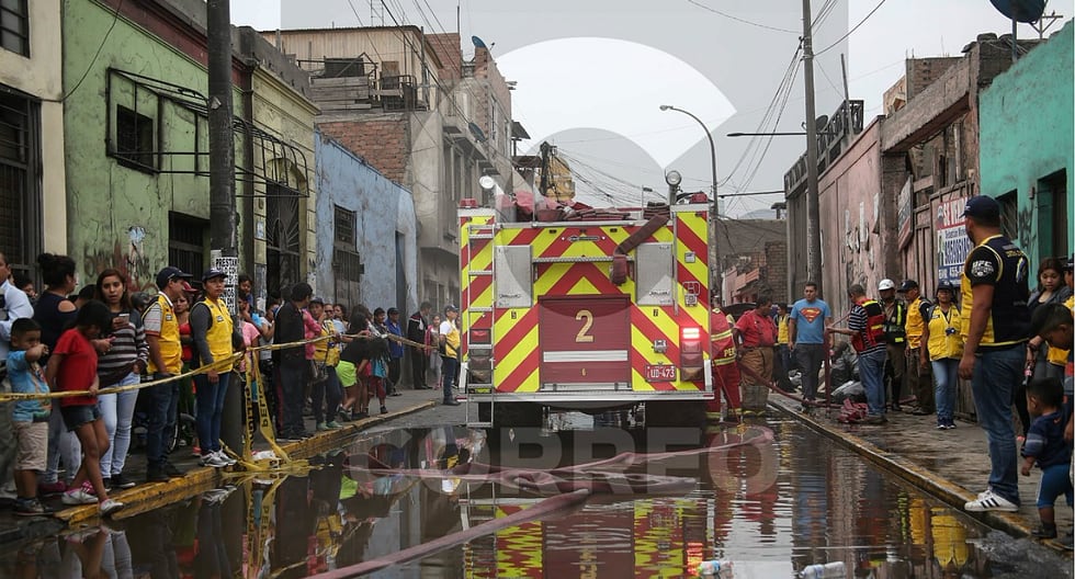 Incendio En Barrios Altos: Murió Padre Que Intentó Salvar A Sus Hijos ...