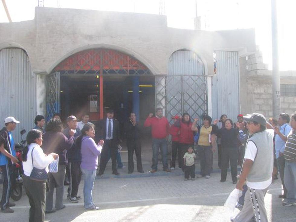 Se reúnen seguidores de repuesto alcalde Santiago Curi