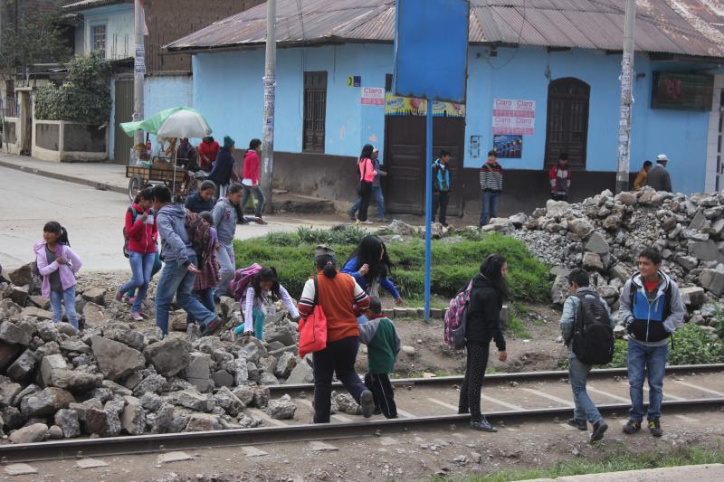 Obras de Metro Wanka se paralizan y causan incomodidad a vecinos 