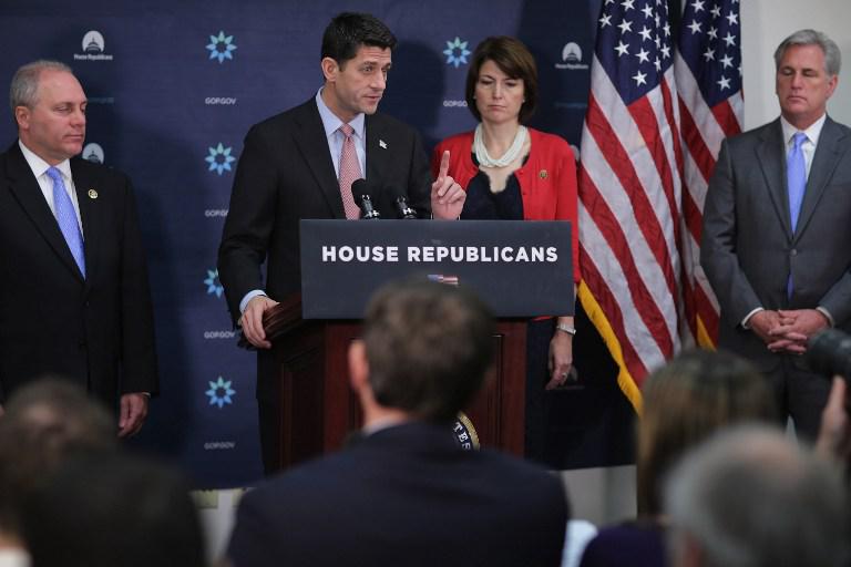 EE.UU.: 27 de los 50 estados rechazan a refugiados sirios