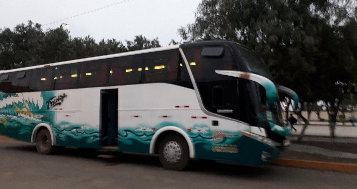 A balazos asaltan ómnibus con 50 trabajadores agrícolas (FOTO) 