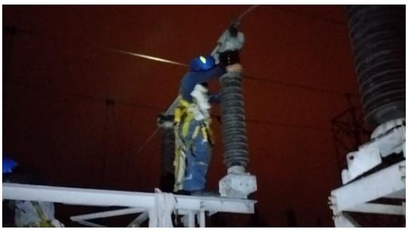 Reponen servicio eléctrico en Chimbote 