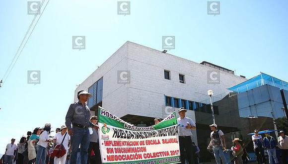 3 mil trabajadores de EsSalud Arequipa acataron paro nacional 