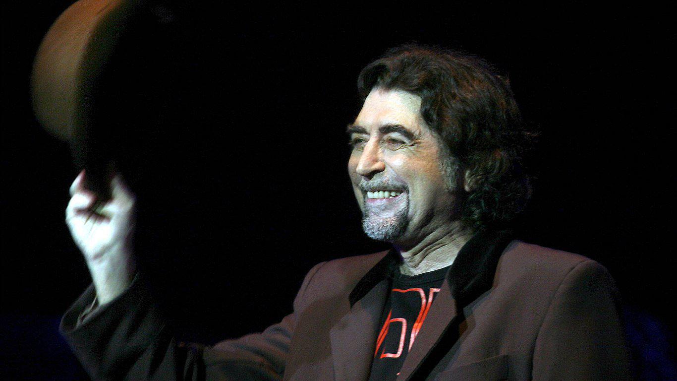 ​Joaquín Sabina cancela concierto por problemas de salud