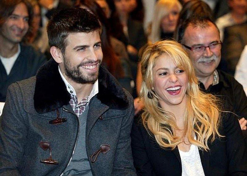 Shakira y Piqué decoran con sus hijos huevos de Pascuas