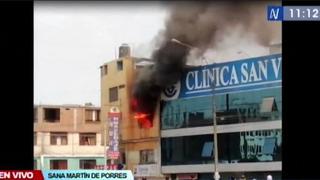 San Martín de Porres: bomberos atienden incendio en hostal de la Av. Perú | VIDEO 