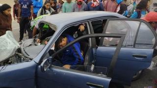 Tacna: Cuatro policías heridos deja choque de auto contra camión en la Costanera Sur
