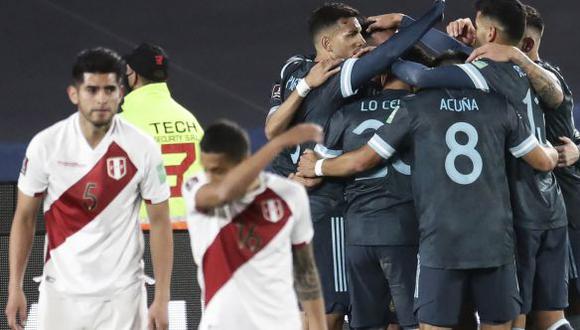 Lautaro Martínez anotó el solitario gol en la victoria de Argentina sobre Perú. (Foto: AFP)
