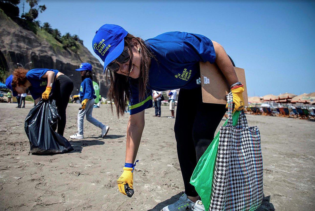 ​Más de 400 personas se unen para limpieza extrema del río Rímac