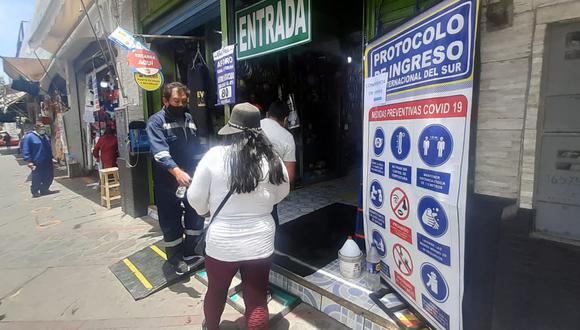 Comerciantes se quejan por notificaciones de la Municipalidad de Arequipa| Eduardo Barreda