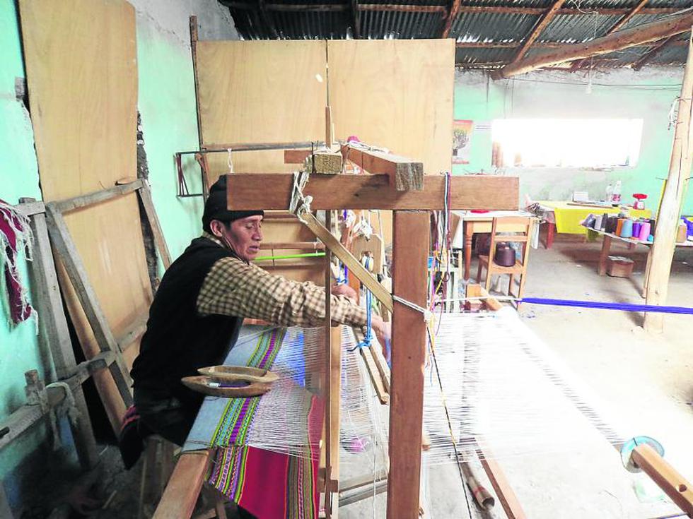 "Siwarcito", pasión por la danza y la artesanía