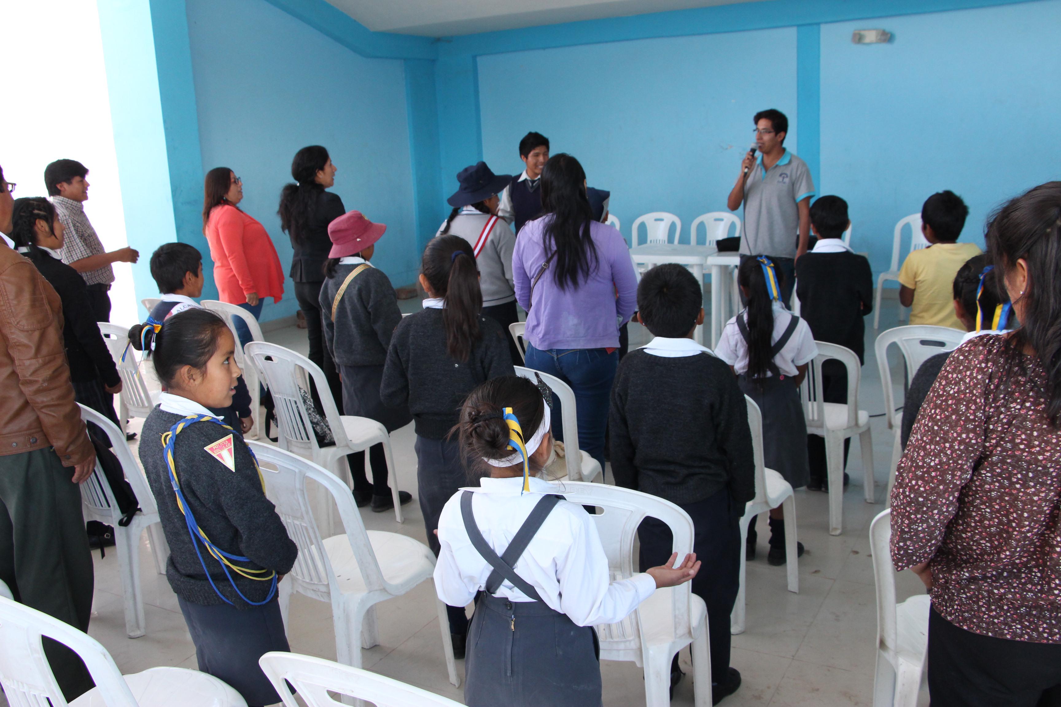 Alcaldes y regidores escolares aprenden más sobre la democracia