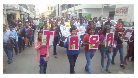 Chiclayo: Maestros siguen firmes en su huelga nacional indefinida 
