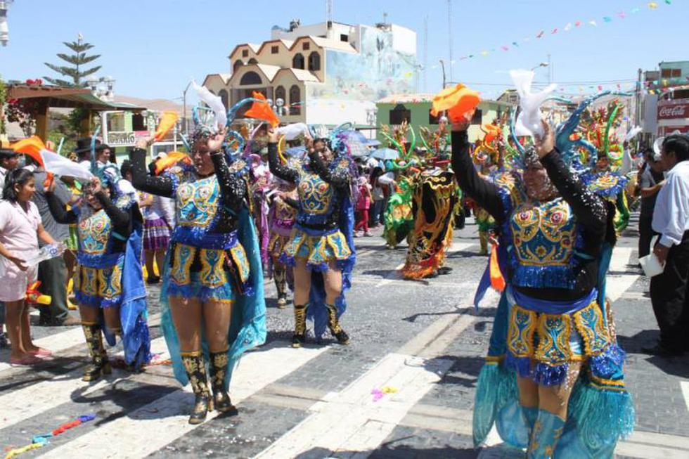 Locumba cerró los carnavales con vistoso pasacalle