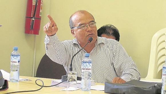 Lambayeque: Javier Velásquez advierte boicot en MPCh y Segura le dice que apoyó a Beto Torres