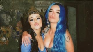 Becky G compartió escenario con Karol G y le dedicó emotivo mensaje: “Orgullosa de ti, hermana”