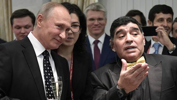 Diego Maradona posa con Vladimir Putin y revela que lo admira (FOTO)
