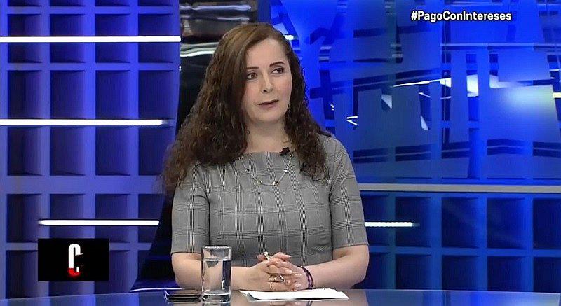 Rosa Bartra pidió licencia a Comisión Permanente para postular al Congreso