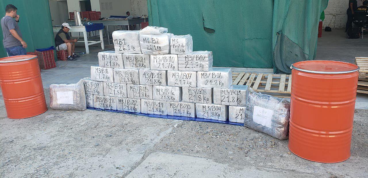 Dirandro tras los pasos de Marco Benavides