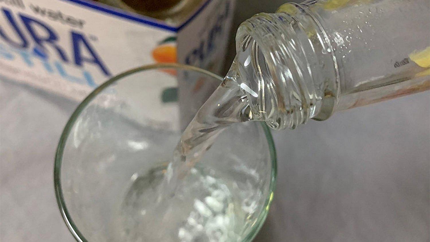 ‘Pura Still’, el "agua" que te hidrata y a la vez te emborracha 