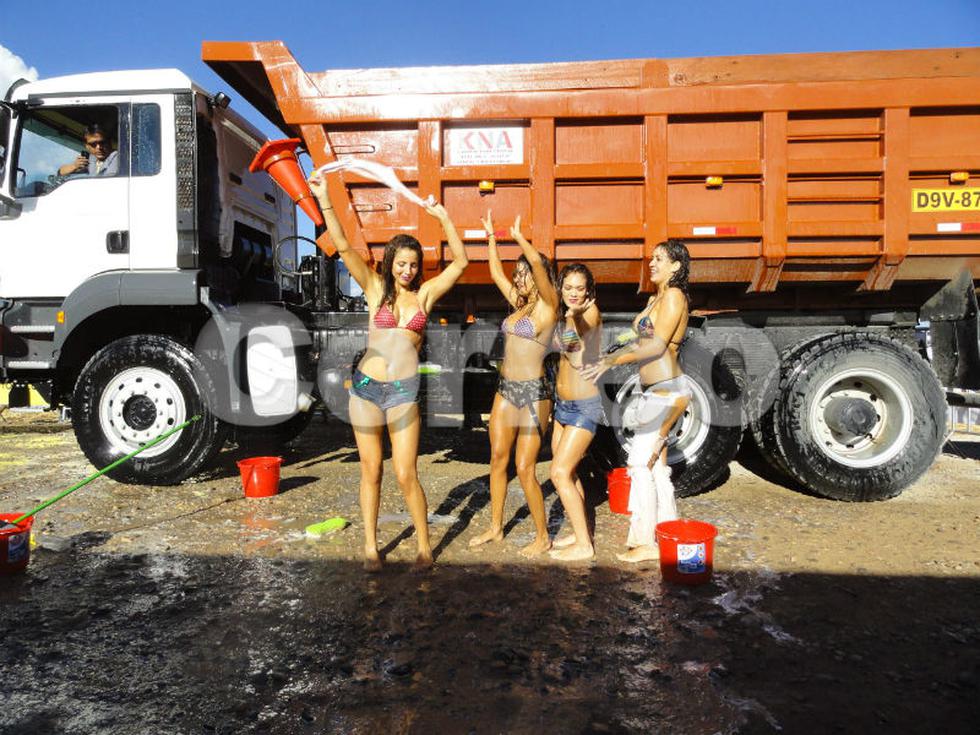 Tilsa y Las vengadoras alborotaron Sicaya 