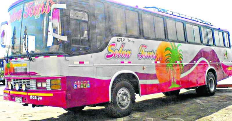 Lanzan piedras a bus por chocar con vehículo 