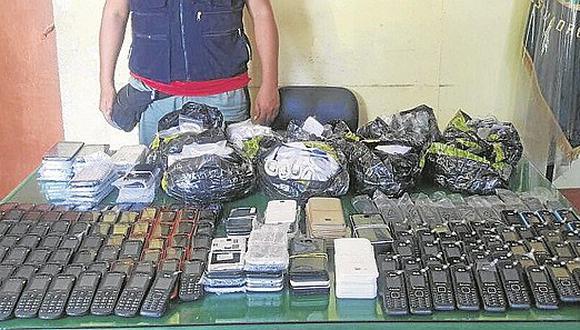 Tumbes: Incautan más de 13 mil soles en celulares de contrabando