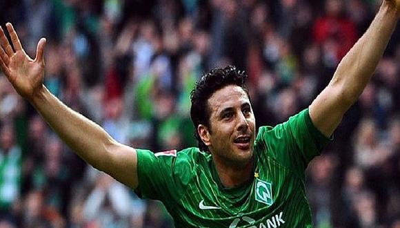 Claudio Pizarro renueva por un año más por el Werder Bremen