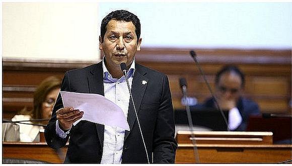 Clemente Flores pide a candidatos al Tribunal Constitucional dejar de participar en el proceso