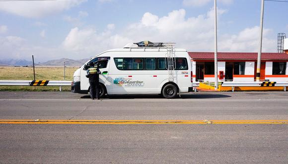 Más de 5 mil transportistas se preparan para volver a carreteras de Puno 