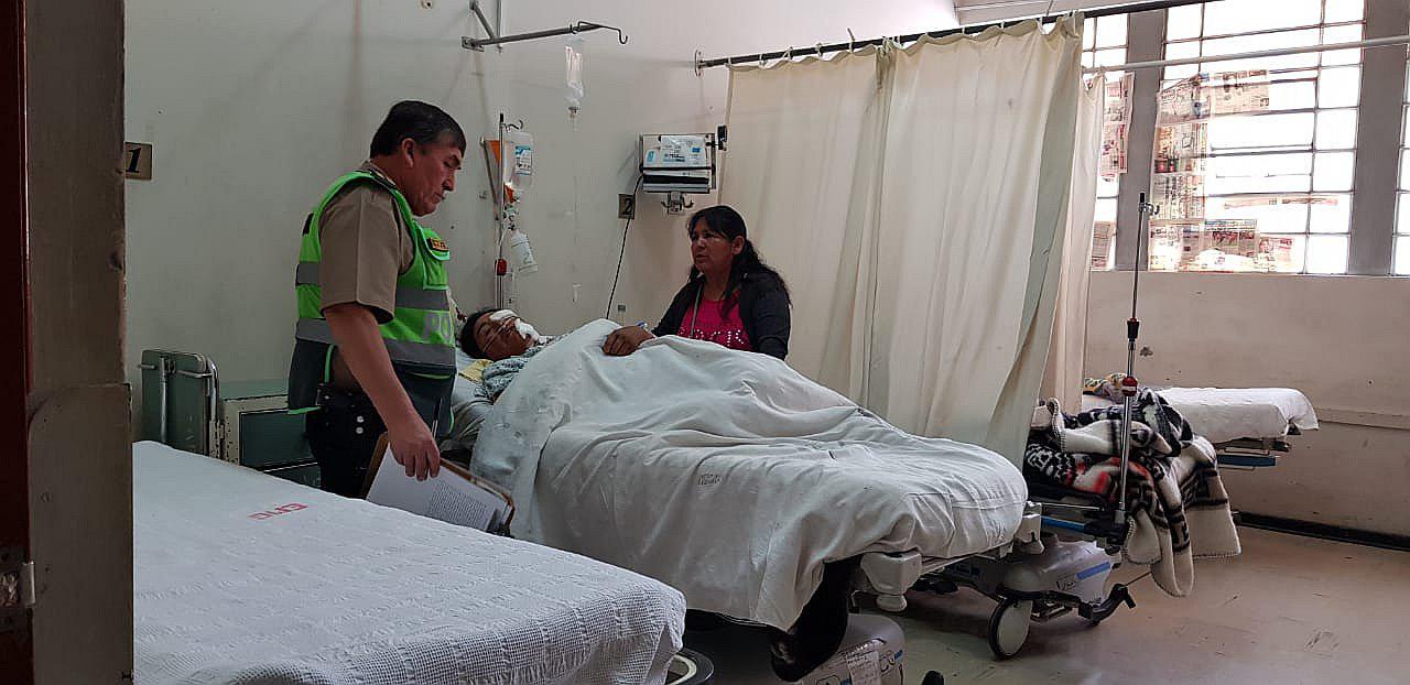 Toro de lidia cornea a agricultora y la deja grave en hospital  