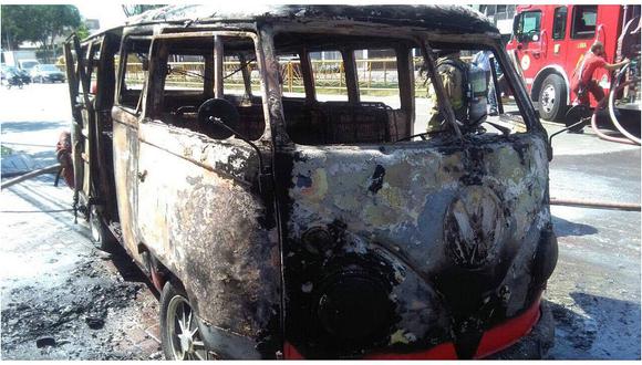 La Victoria: furgoneta arde en llamas y causa pánico de vecinos (VIDEO)