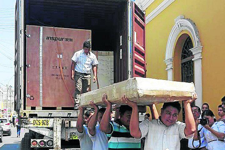 Universidad de Ica tiene la primera supracomputadora de Latinoamérica