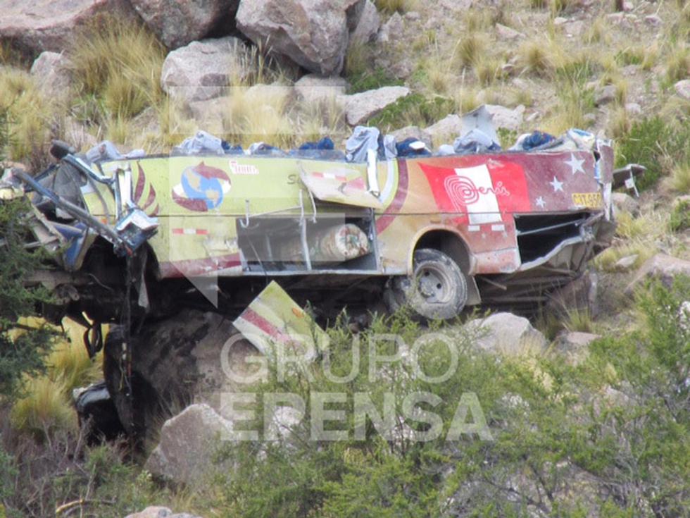 Veinte devotos del Señor de Huanca mueren en accidente de tránsito