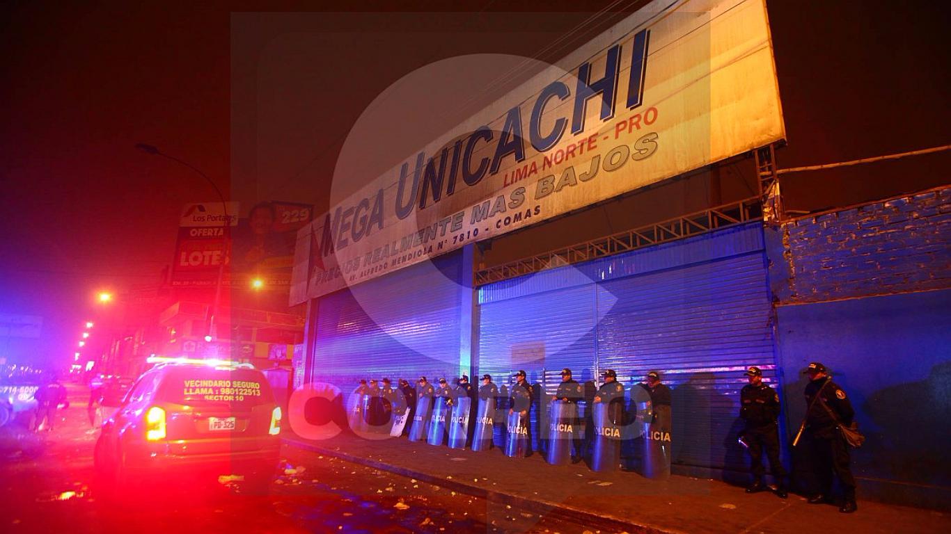 SMP: Desalojan a ambulantes asentados en la Panamericana Norte (VIDEO)