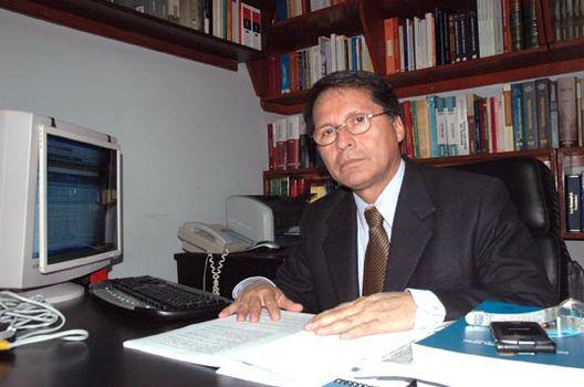 Ibazeta sí cree que las ONG influencian en César San Martín