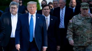 EE.UU.: Alto general dice que se equivocó al acompañar a Trump a sitio de protesta