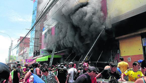 Piura: Incendio en complejo de mercado revive pánico en piuranos