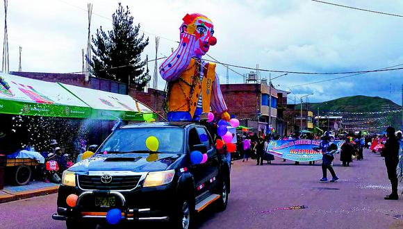 Con el Ño Carnavalón arrancaron los carnavales en Juliaca