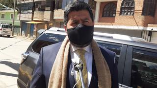 Gobernador Regional de Huancavelica pide permiso para viajar al país más rico del mundo