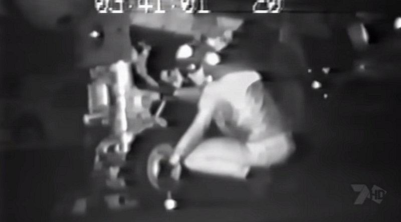 ​YouTube: ¡Impactante! soldado estadounidense es absorbido por motor de un caza