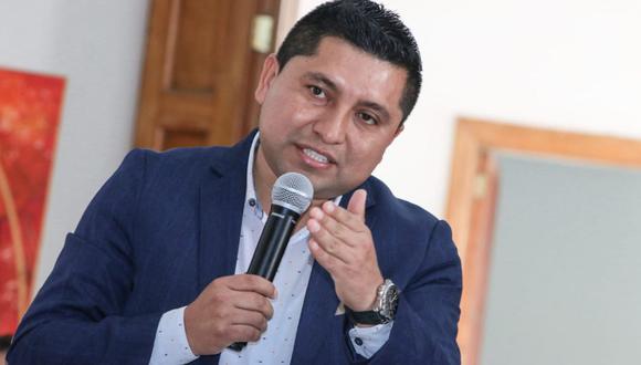 Por su parte, gobernador César Acuña pide que Fiscalía tome de oficio el caso y espera que situación de gerente se aclare.