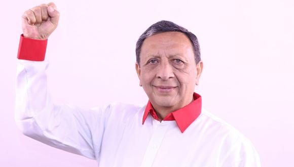 Secretario regional de Perú Libre, Jorge Spelucín, consideró que Roger Najar reúne las condiciones para asumir la Presidencia del Consejo de Ministros por su trayectoria profesional y sus características personales. (Foto: Facebook de Roger Najar)