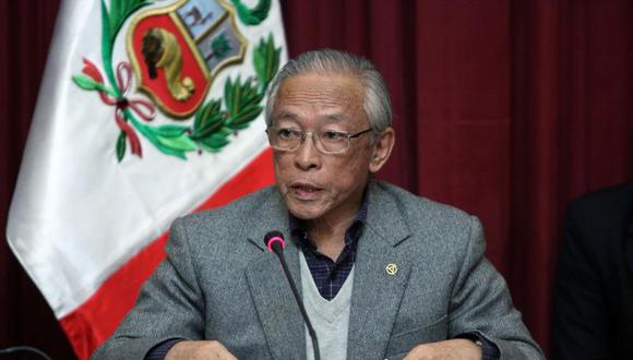 Humberto Lay es reelegido como presidente de Comisión de Ética