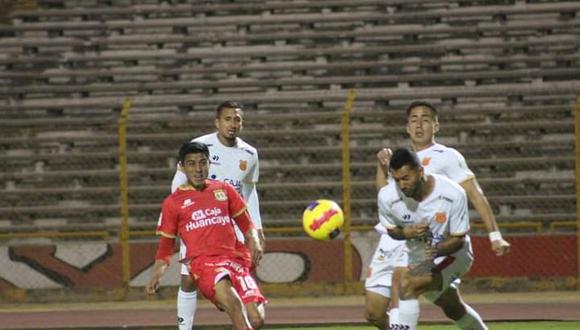 Albos fueron amplios dominadores, pero perdió varias oportunidades de gol ante Sport Huancayo.