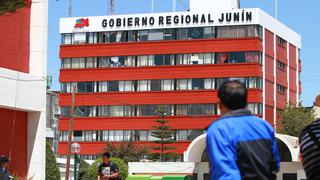 Allanan oficinas de Transportes y Comunicaciones del Gobierno Regional de Junín y detienen a 27 exfuncionarios