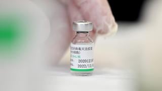México autoriza uso de vacuna china Sinopharm contra el coronavirus