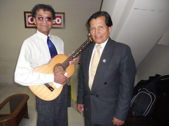 'La voz del bolero' de Arequipa inicia gira internacional