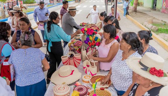Durante la conmemoración de los 10 años del “Sombrero de Paja Toquilla”, como Patrimonio Cultural.