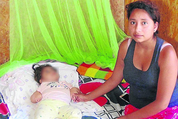 Madre pide ayuda para salvar a su hija